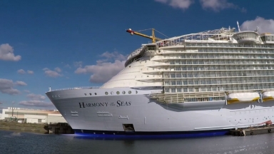 One-Minute Tour of the World’s Largest Ship Under Construction