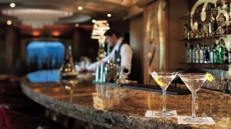 Mixing Up Retro Cocktails: Royal Caribbean's R Bar Sets the Stage