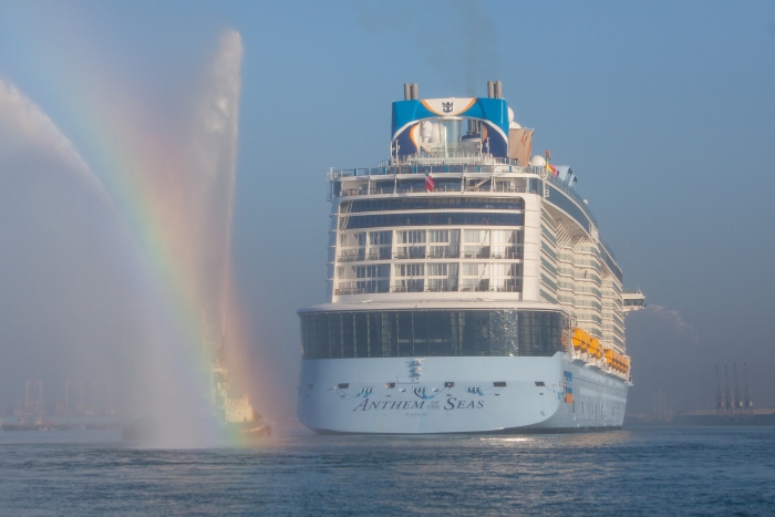 April 15, 2015 – Royal Caribbean International’s newest ship, Anthem of the Seas, sailed into Southampton Cruise Port today with a lineup of unexpected experiences at sea bringing thrilling adventures to guests of all ages. From the RipCord by iFLY sky diving experience and the North Star, a glass observation capsule that takes guests more than 300 feet above the ocean, to futuristic entertainment, a robust culinary experience and game-changing technology that encompasses everything from robotic bartenders to superfast wireless connectivity, Anthem of the Seas will allow guests to vacation like never before.
