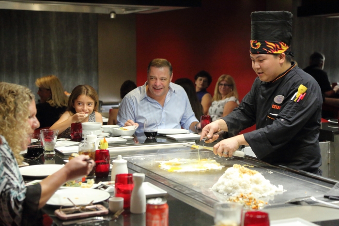 Izumi Hibachi & Sushi onboard the new amped up Mariner of the Seas.