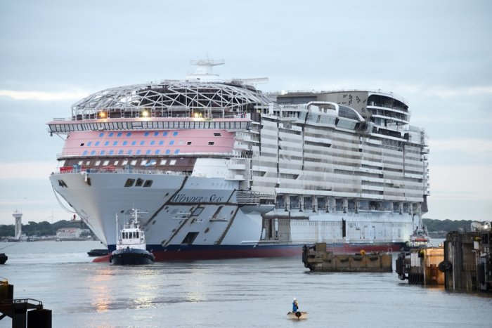 September 2020 – Construction on Wonder of the Seas continues as the ship transferred to its outfitting dock at Chantiers de l’Atlantique shipyard in Saint-Nazaire, France on Sept. 5. The fifth Oasis Class ship will debut in 2022.
