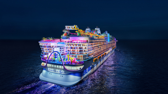 October 2025 – Royal Caribbean’s Legend of the Seas is the newest family vacation set to deliver summer 2026 adventures to Europe ahead of its grand Caribbean debut from Fort Lauderdale, Florida, in November 2026. Vacationers can go all in on experiences like the most dining at sea with 28 options, new entertainment and more ways to thrill, chill and stay.Octubre de 2025 – Legend of the Seas de Royal Caribbean, las nuevas vacaciones familiares, ofrecerá aventuras en Europa durante el verano de 2026, antes de su gran debut en el Caribe desde Fort Lauderdale, Florida, en noviembre de 2026. Los vacacionistas pueden disfrutar al máximo de experiencias audaces como la mayor oferta gastronómica en el mar con 28 opciones, nuevos espectáculos y muchas más maneras de emocionarse, relajarse y disfrutar.