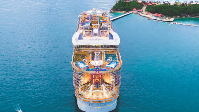 How to Spend the Ultimate Night on the Amplified Oasis of the Seas