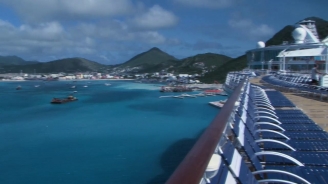 Best of Two Worlds: Oasis of the Seas arrives in St. Maarten